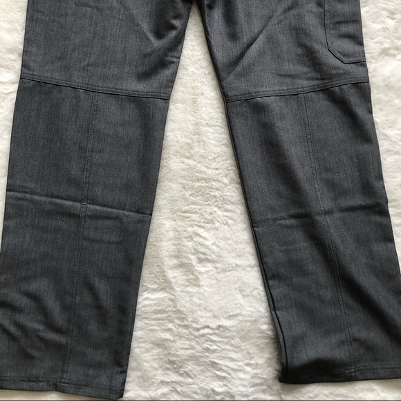 FIGS NWT KADE Grey Cargo Scrub Pants Nurse Doctor Scrubs Work Hospital - Picture 12 of 13